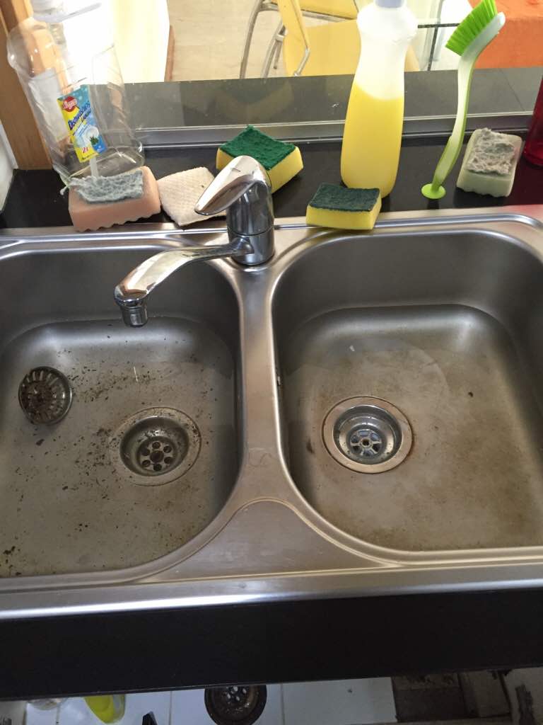 kitchen-sink-water-cannot-drain-away