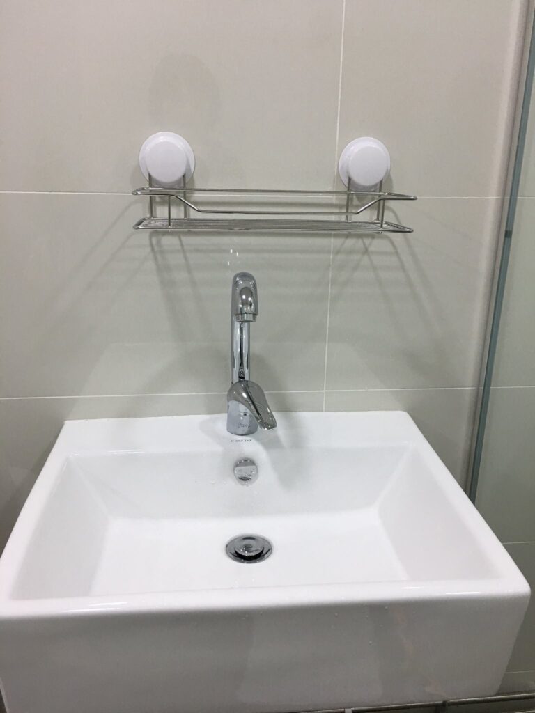 single-handle-wash-basin-faucet