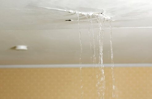 leaking water ceiling