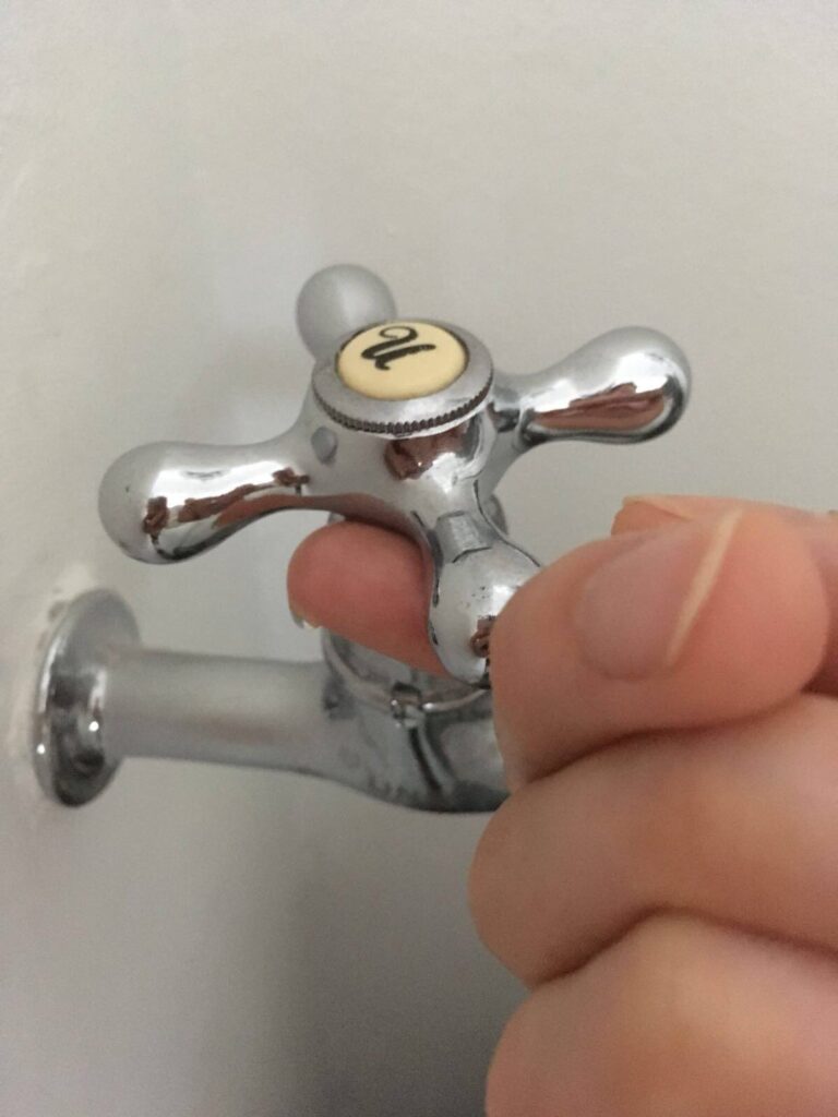 replace-leaky-tap