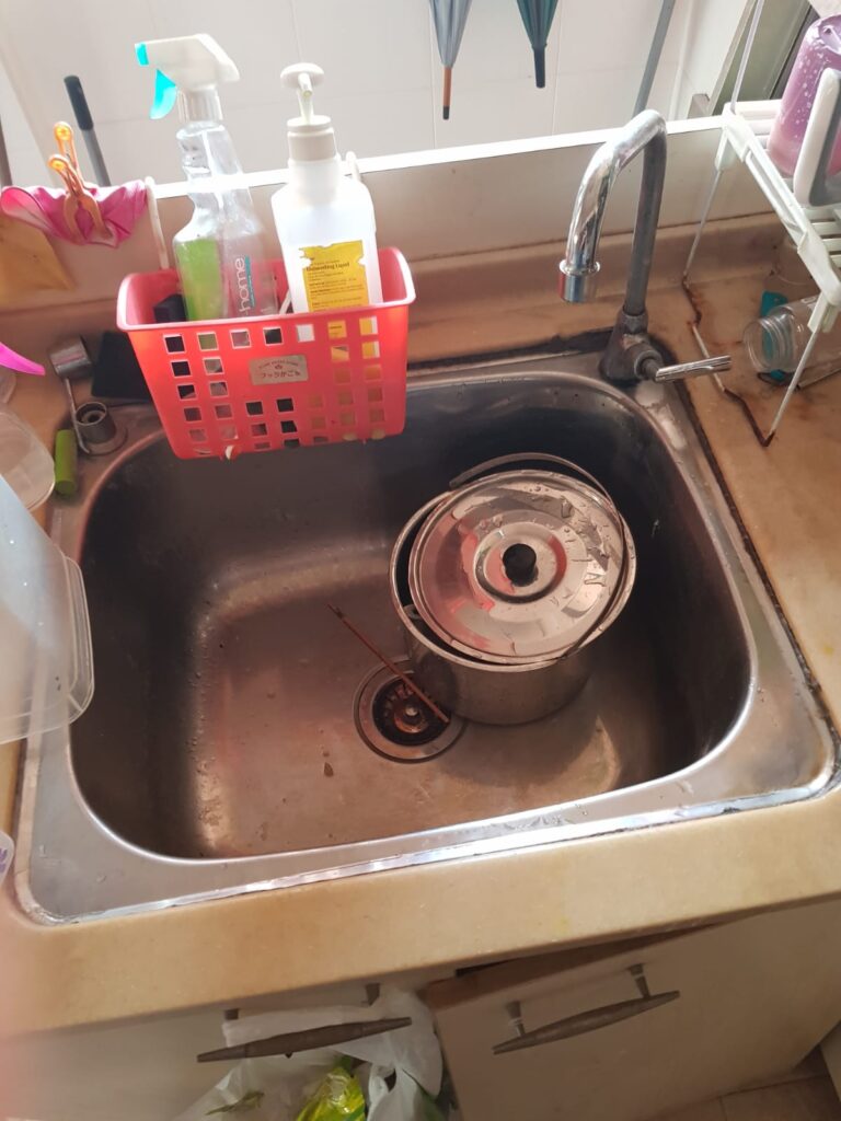 stainless steel kitchen sink drooping
