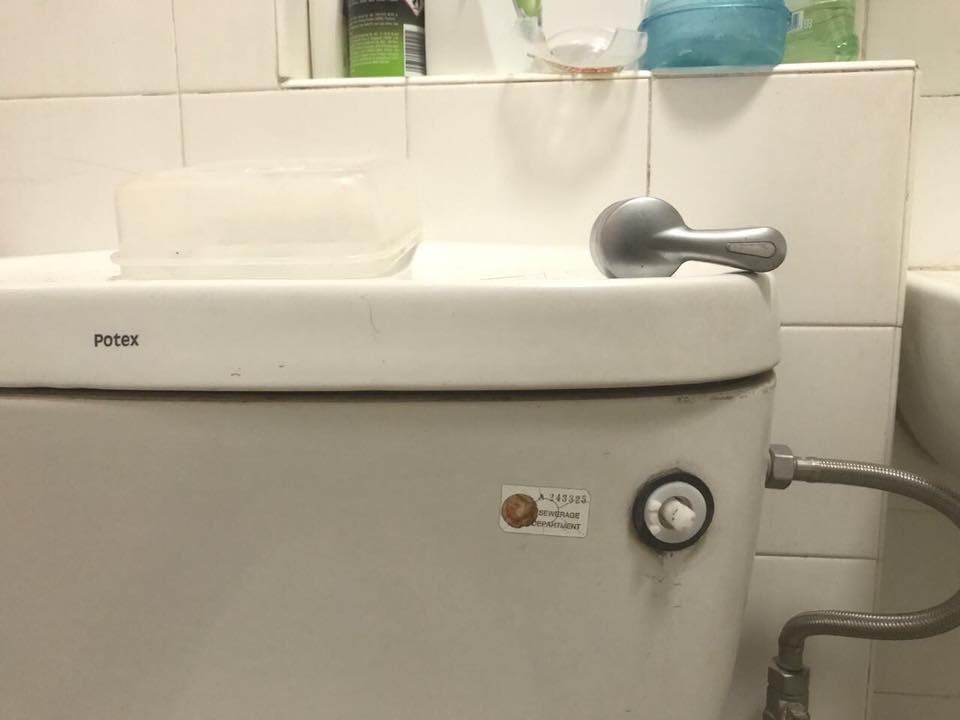 toilet-flush-broken-handle