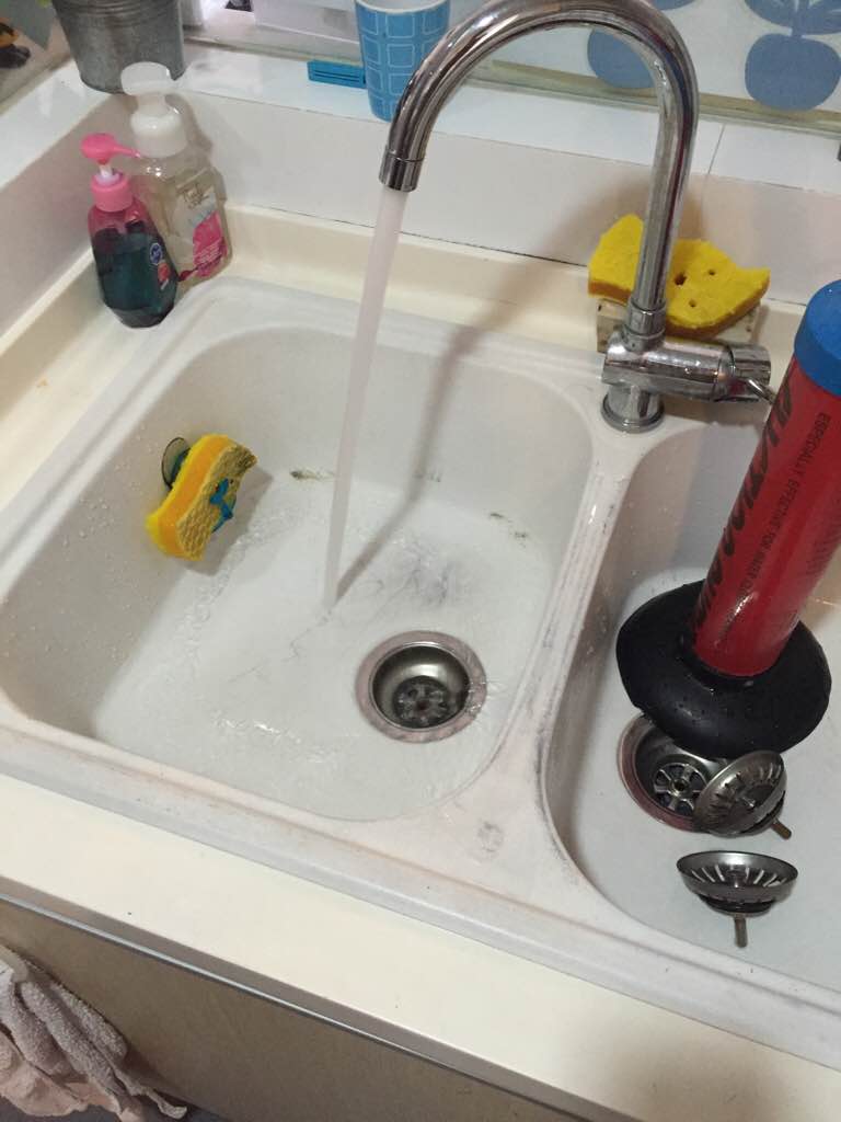 unclogged-kitchen-sink